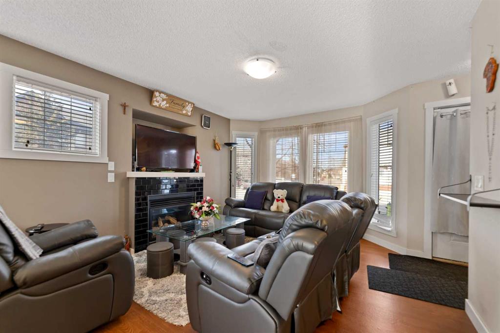 Picture for 209, 2445 Kingsland Road SE