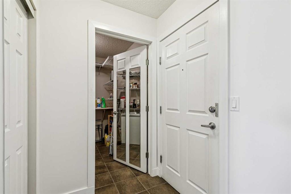 Picture for 202, 2022 Canyon Meadows Drive SE