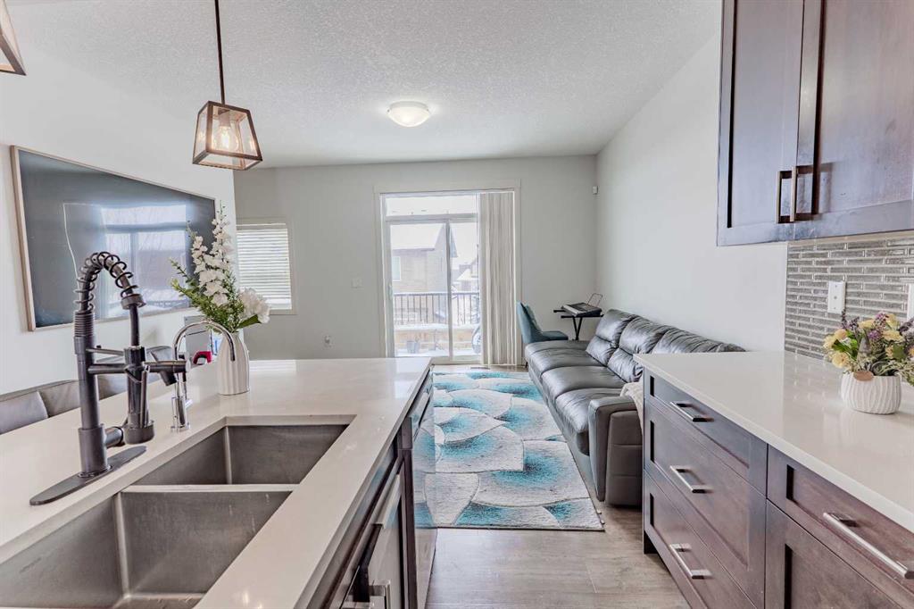 Picture for 413, 355 Nolancrest Heights NW