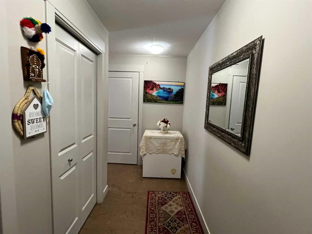 Picture for 1406, 155 Skyview Ranch Way NE