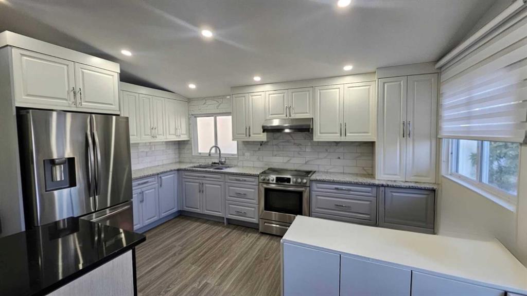 Picture for 6317 Centre Street 