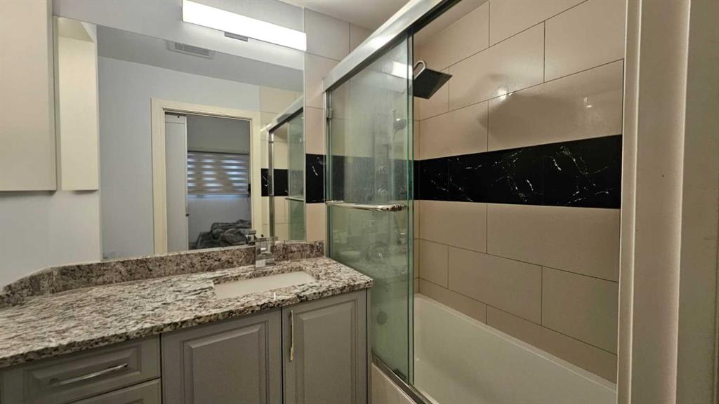 Picture for 6317 Centre Street 