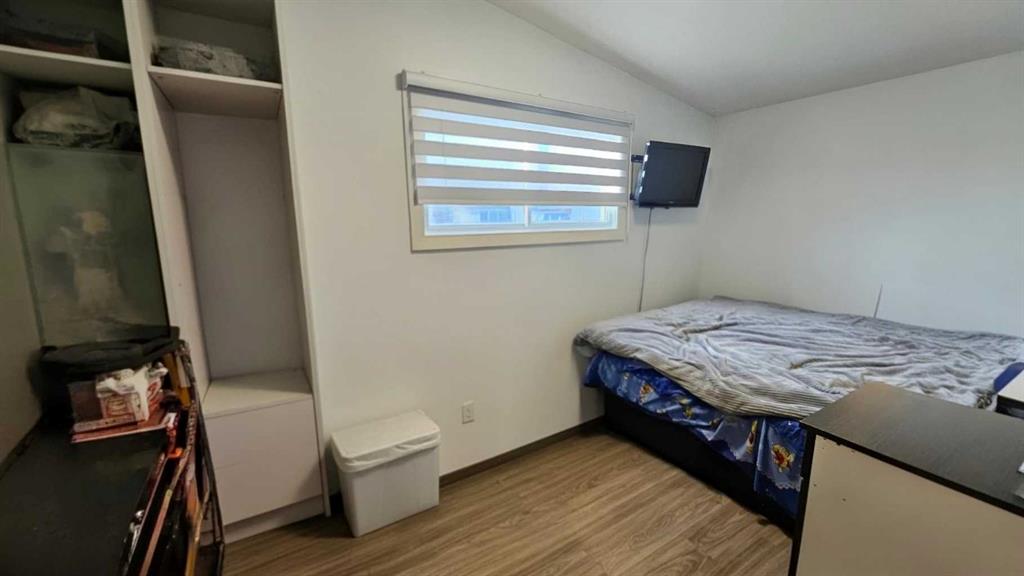 Picture for 6317 Centre Street 