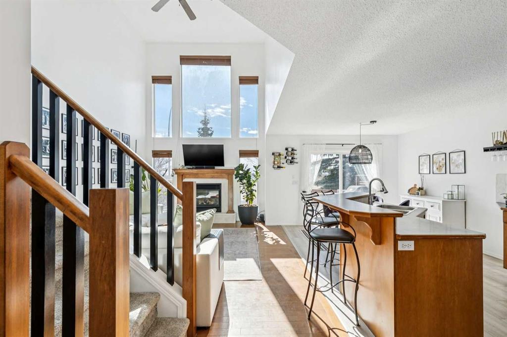 Picture for 214 Cougarstone Circle SW