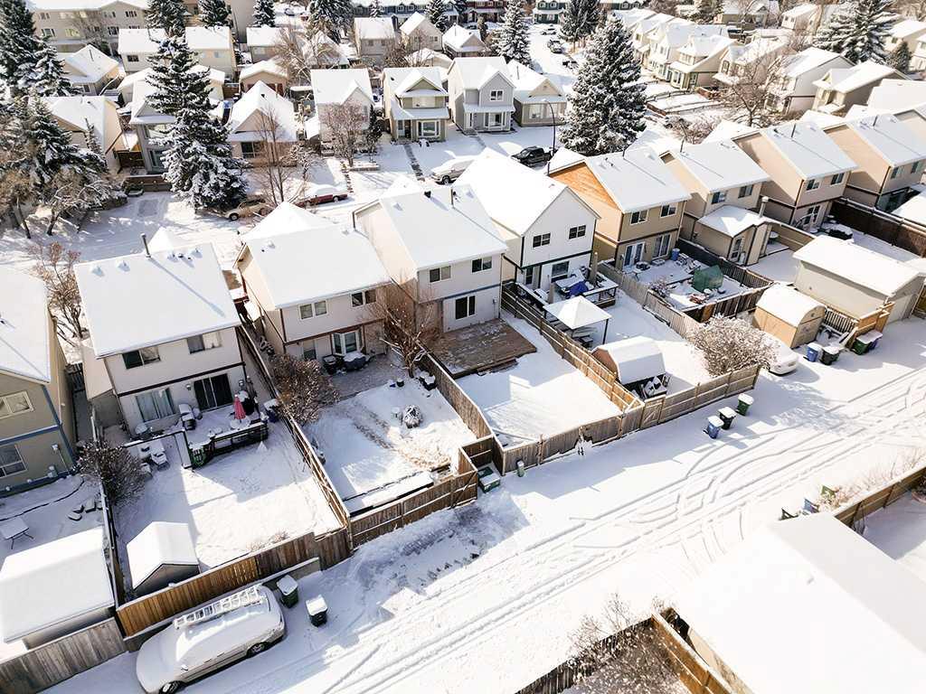 Picture for 84 Queen Anne Close SE