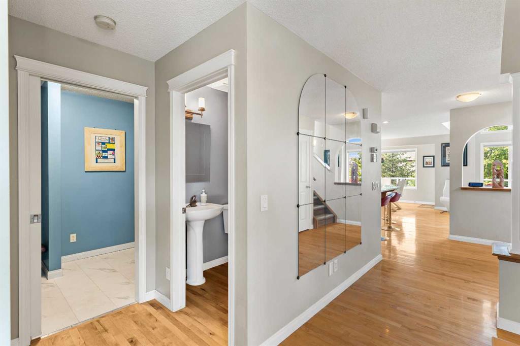 Picture for 180 Cranfield Park SE