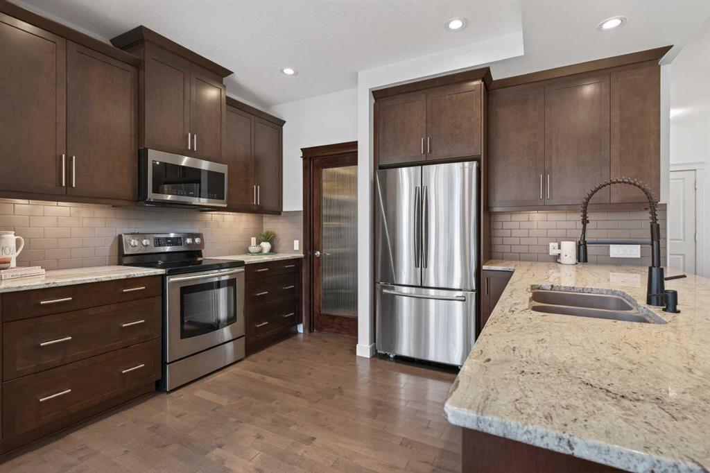 Picture for 131 Ravenscroft Close SE