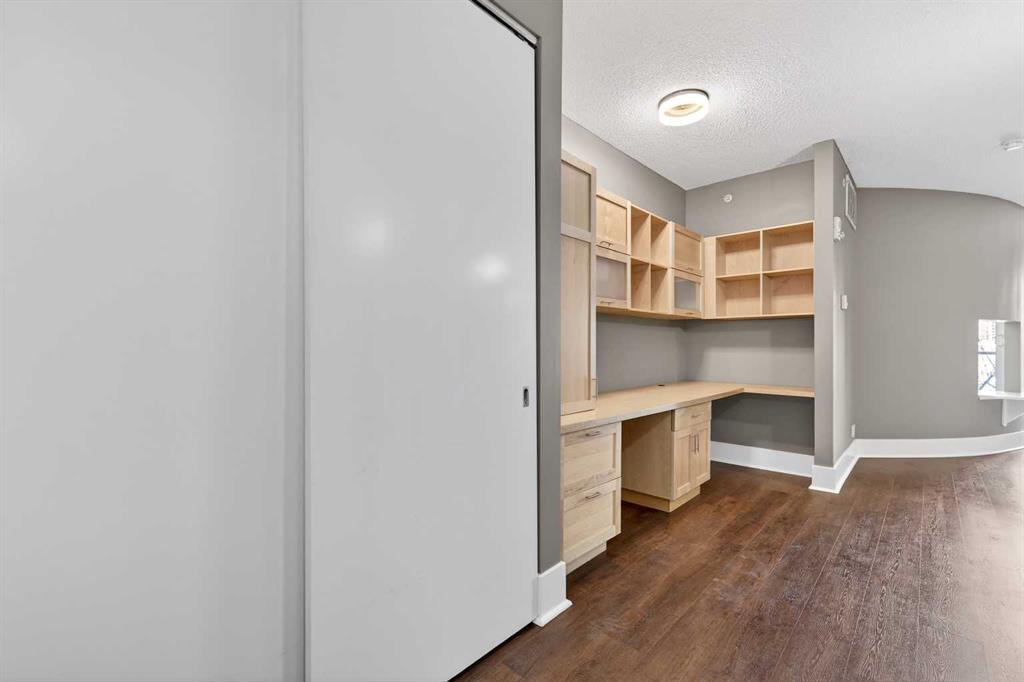 Picture for 312, 205 Riverfront Avenue SW