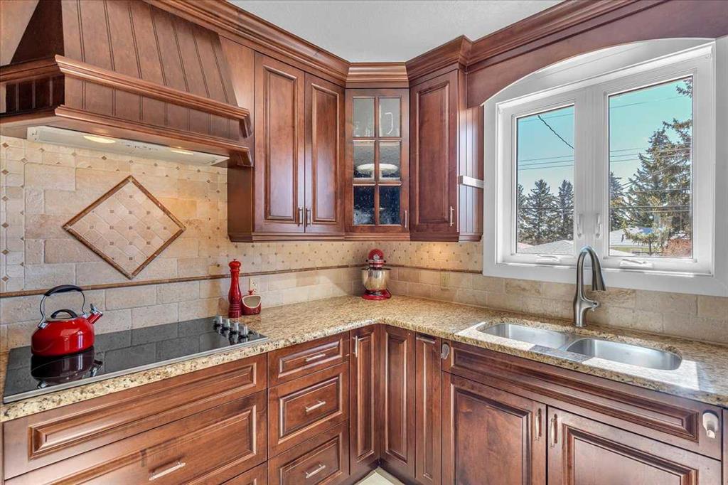 Picture for 568 Northmount Drive NW