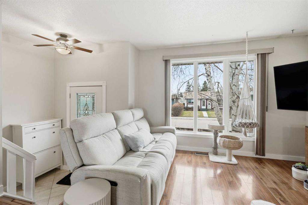 Picture for 20 Dovely Way SE