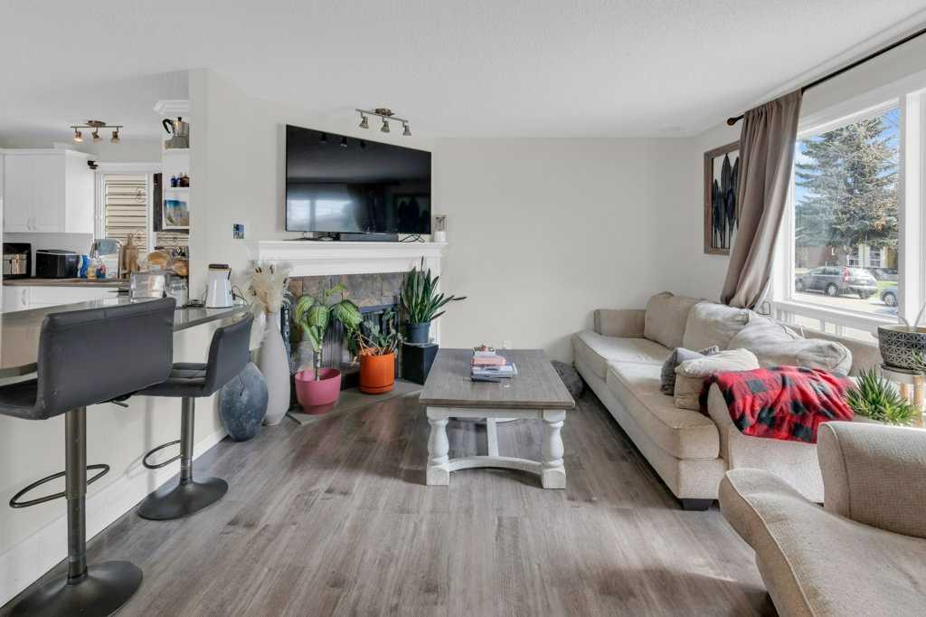Picture for 171 Erin Mount Place SE