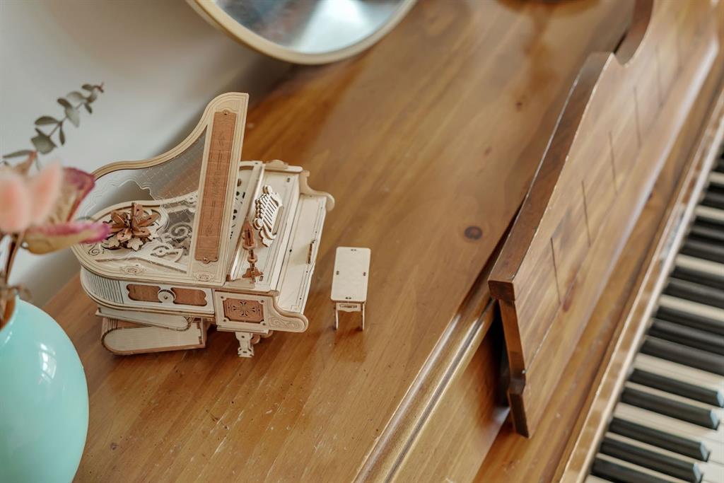 Picture for 254 Hendon Drive NW