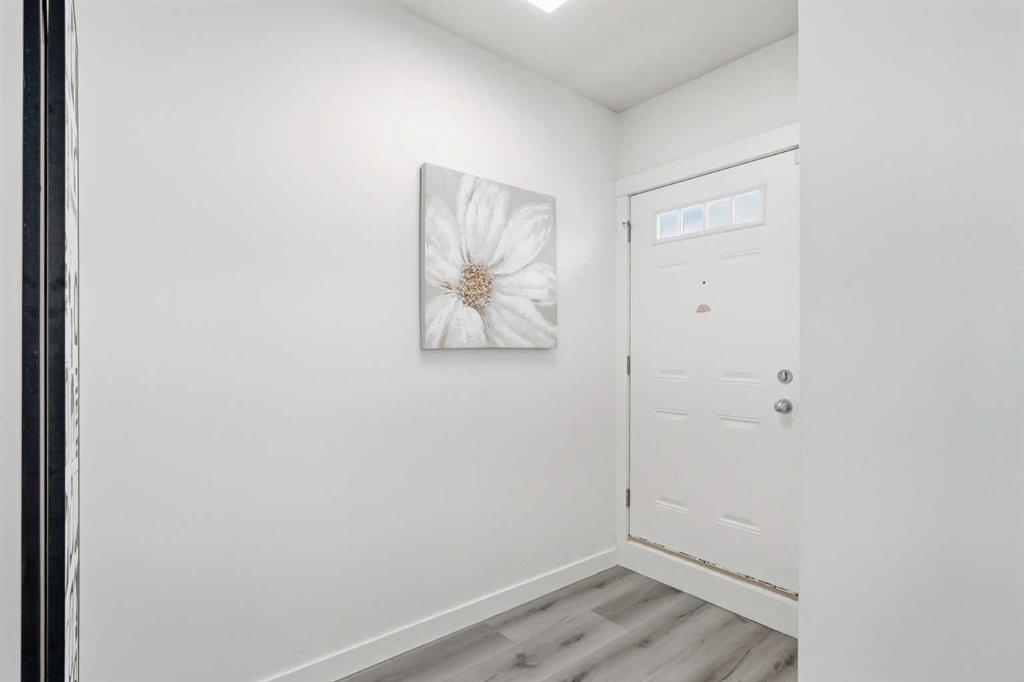 Picture for 744 73 Street SW