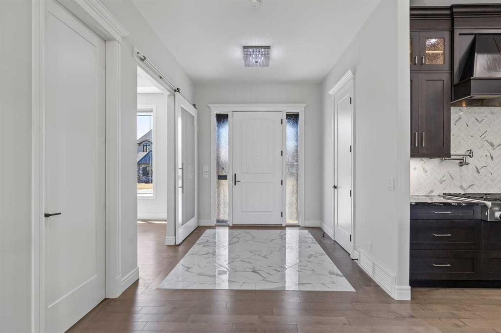 Picture for 112 Cranbrook View SE