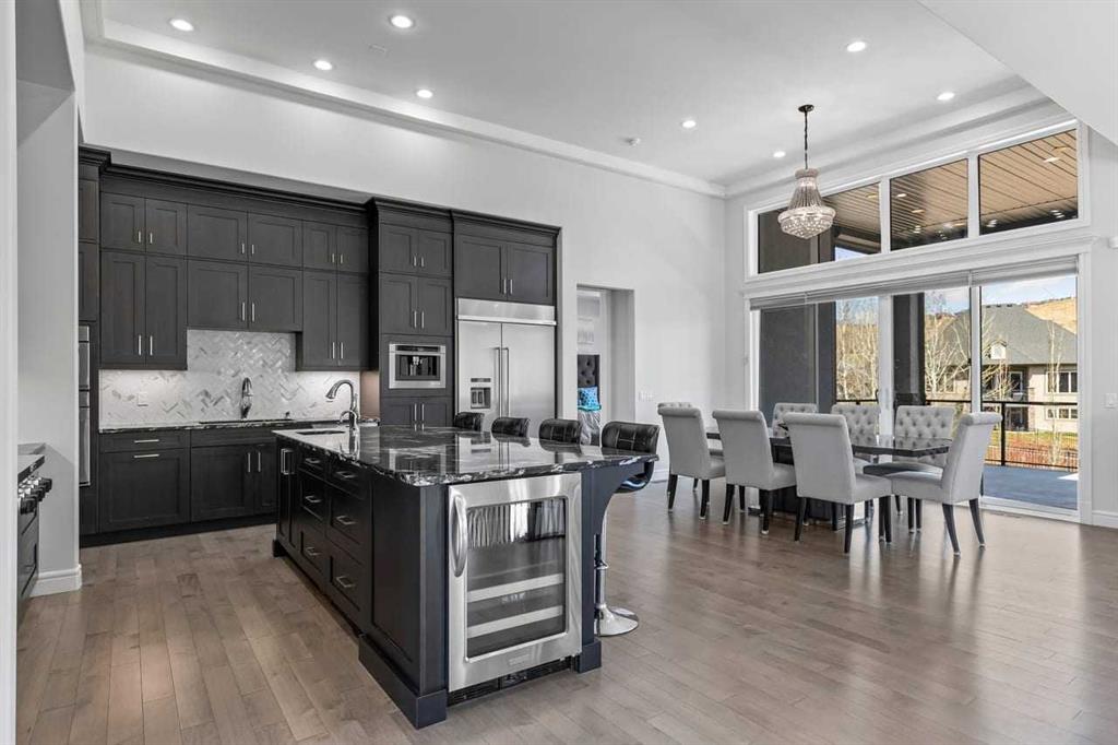 Picture for 112 Cranbrook View SE