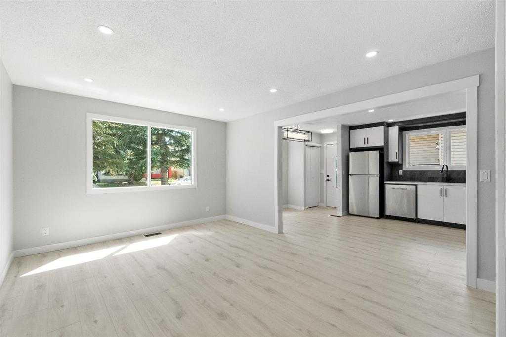 Picture for 6420 26 Avenue NE