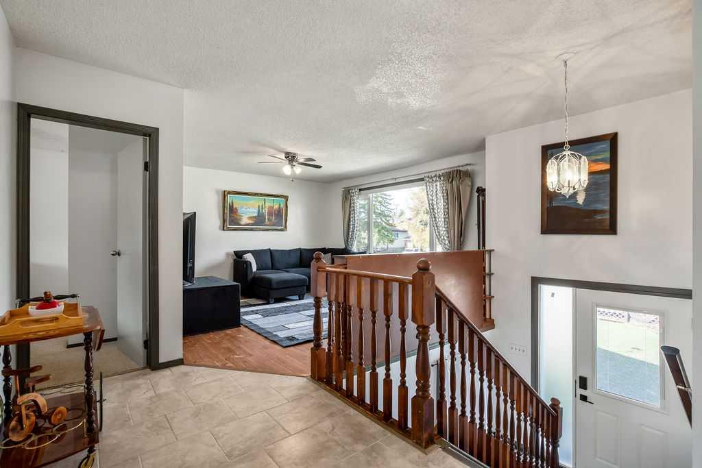Picture for 13 Park Road 