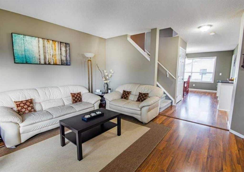 Picture for 47 Taralea Gardens NE
