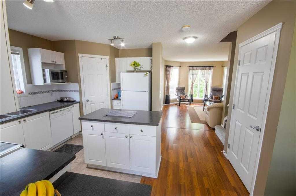 Picture for 47 Taralea Gardens NE