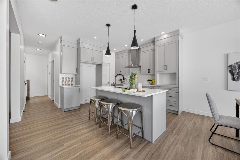 Picture for 1090 Bayview Crescent 