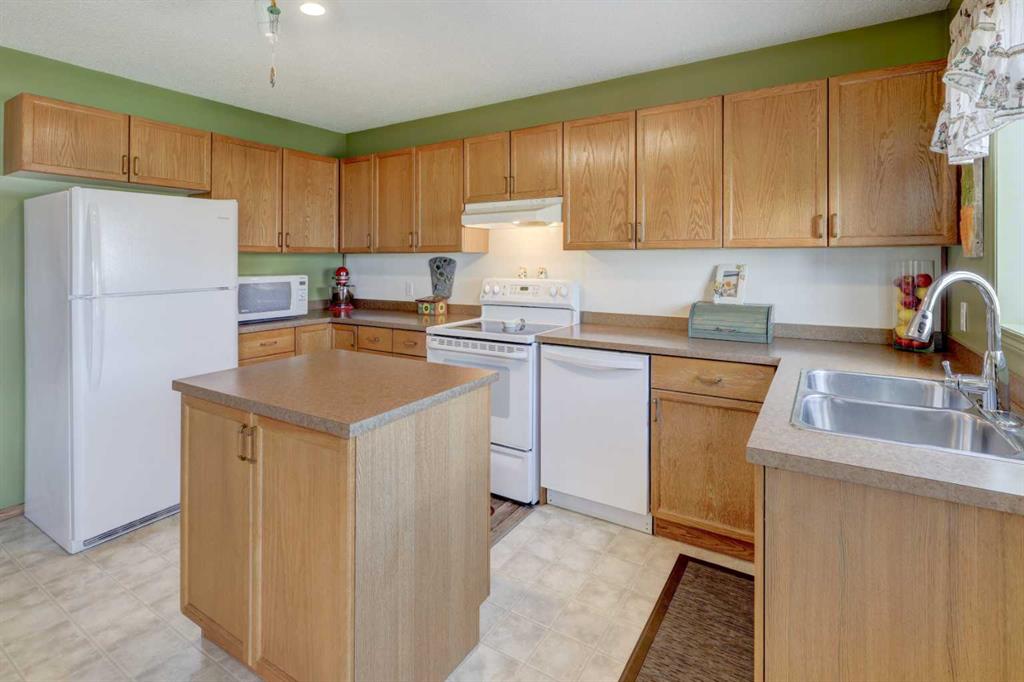 Picture for 47 Martinvalley Way NE