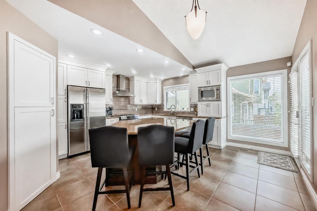 Picture for 139 Wood Valley Bay SW