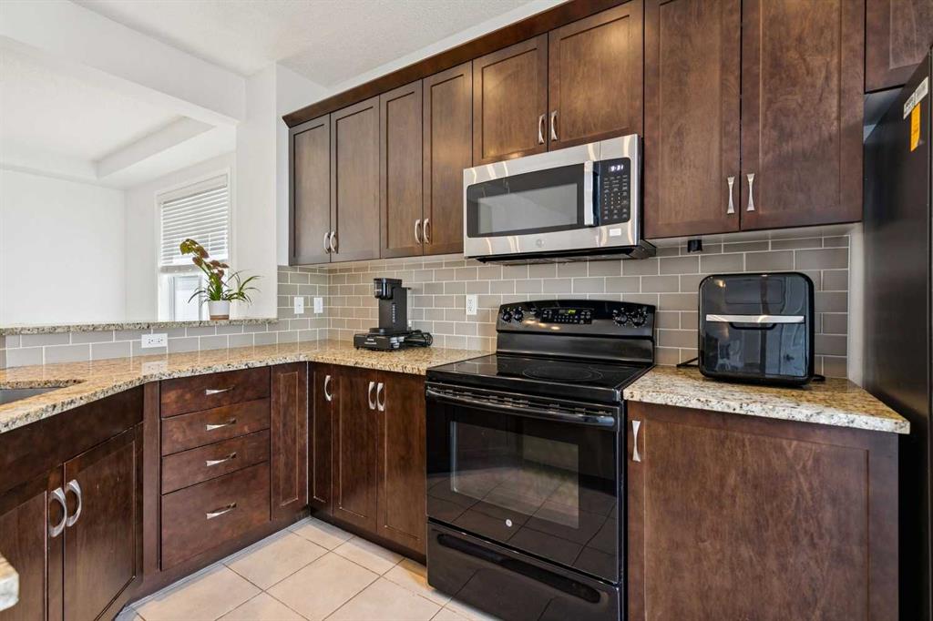 Picture for 904 Windsong Drive SW