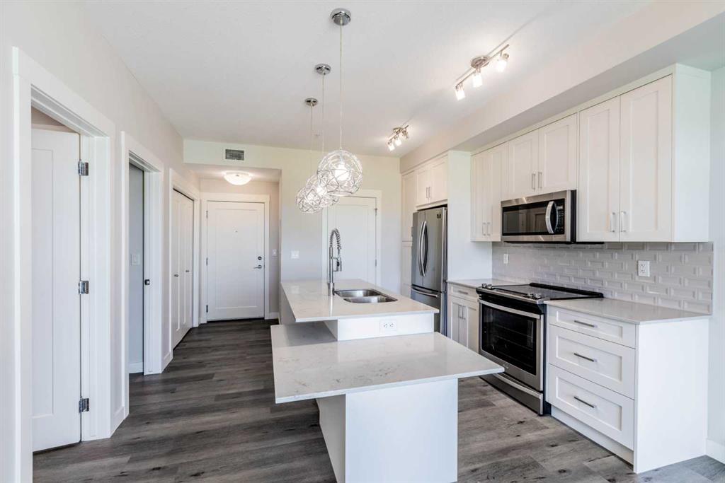 Picture for 111, 300 Auburn Meadows Common SE