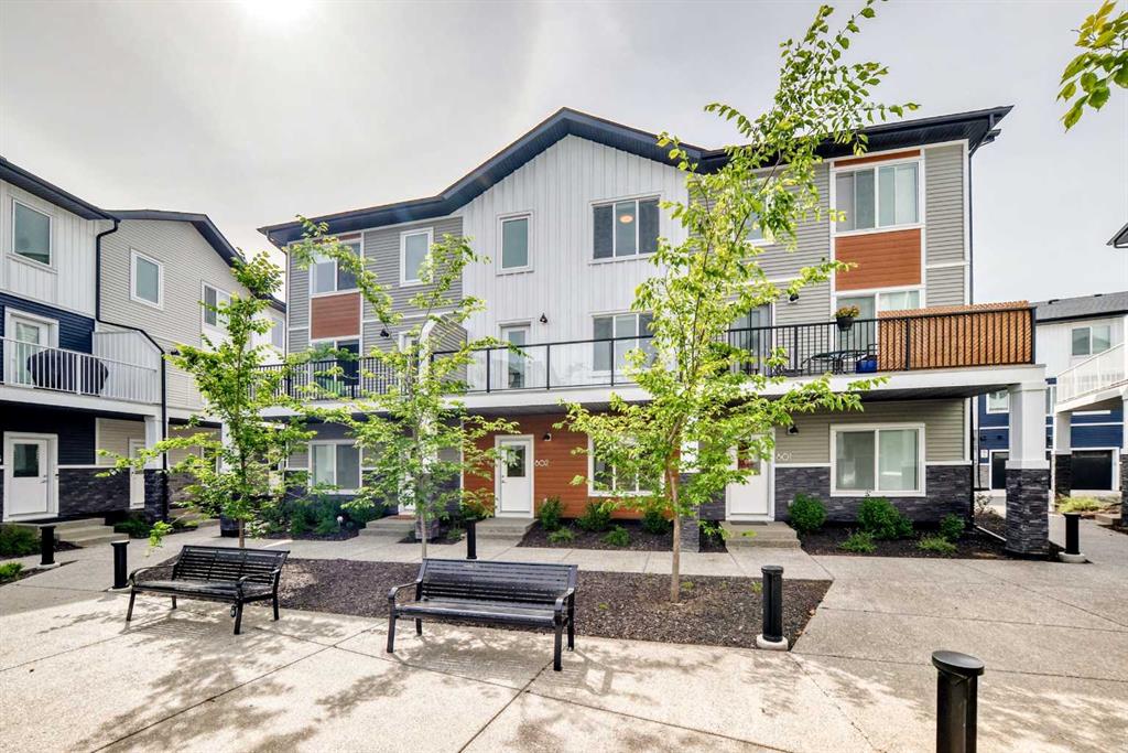 Picture for 802, 335 Creekside Boulevard SW
