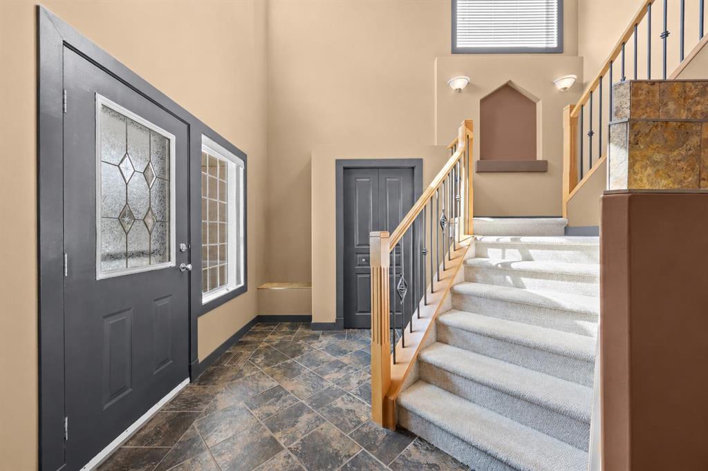 Picture for 139 Tuscany Ridge Close NW