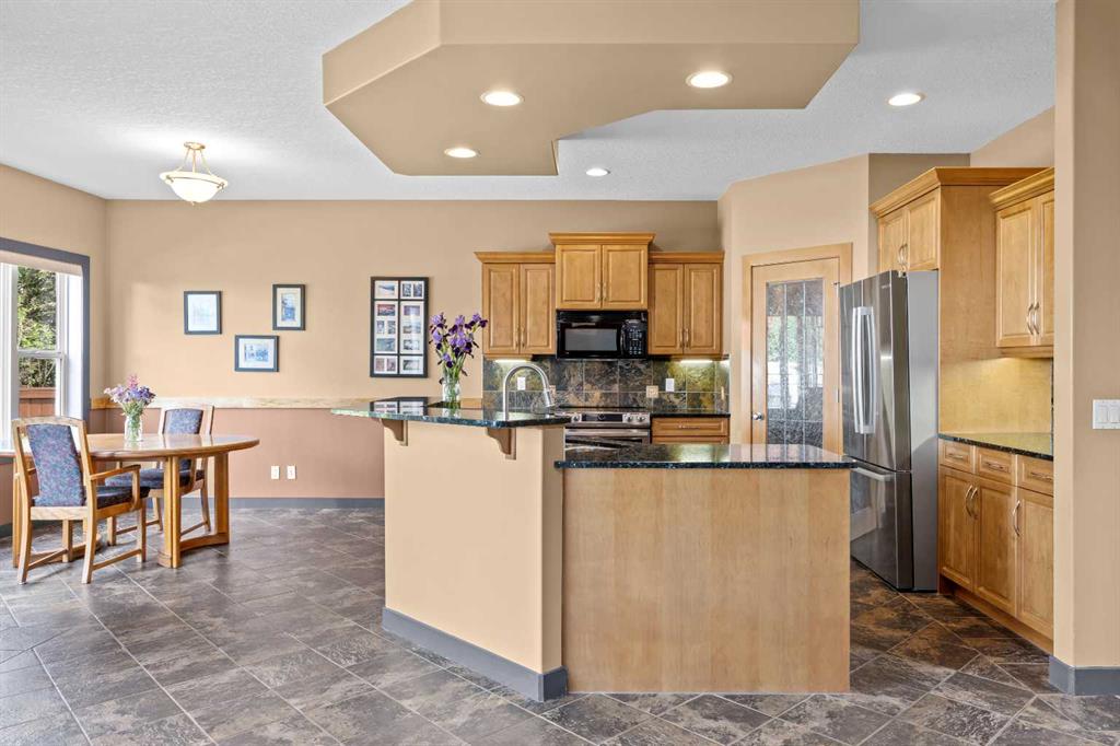 Picture for 139 Tuscany Ridge Close NW