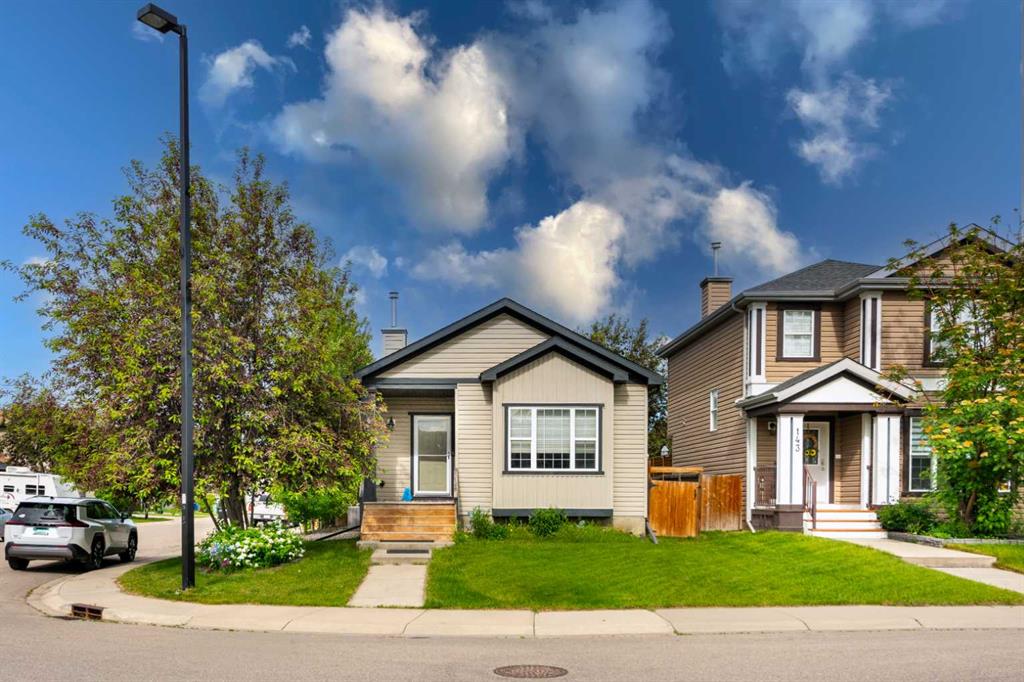 Picture for 147 Sagewood Grove SW
