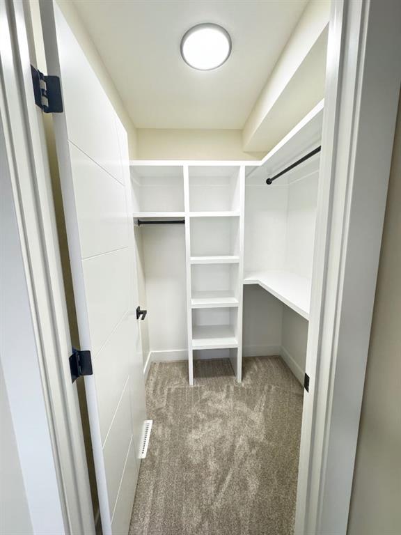 Picture for 709 Mandalay Avenue  https://www.cirrealty.ca/reb/creb/17/A2265417_21.jpg