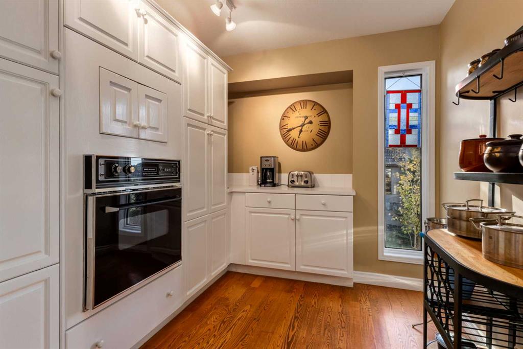 Picture for 42 Sunset Way  https://www.cirrealty.ca/reb/creb/17/A2265917_14.jpg