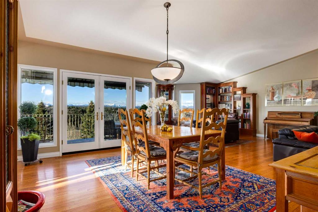 Picture for 42 Sunset Way  https://www.cirrealty.ca/reb/creb/17/A2265917_20.jpg