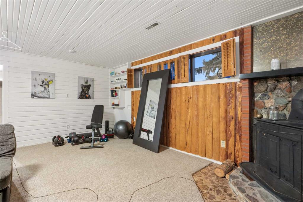 Picture for 515 Murray Place NE https://www.cirrealty.ca/reb/creb/17/A2266617_19.jpg
