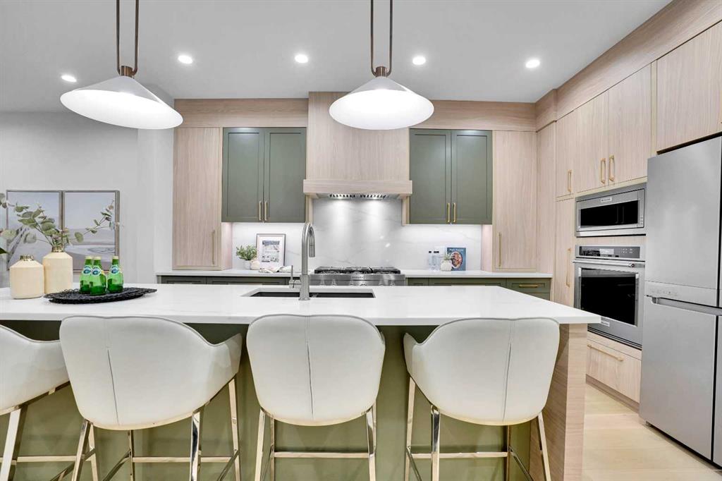 Picture for 605 29 Avenue NW