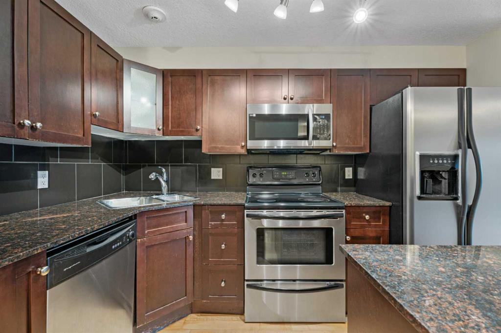 Picture for 404, 728 3 Avenue NW