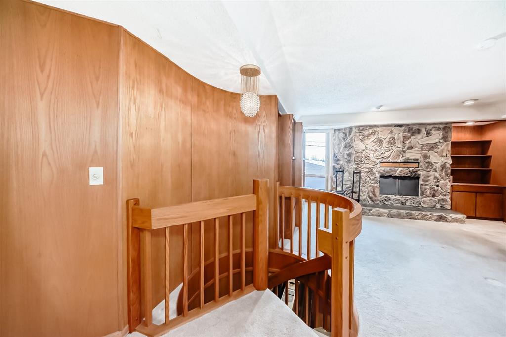 Picture for 5632 21 Street SW