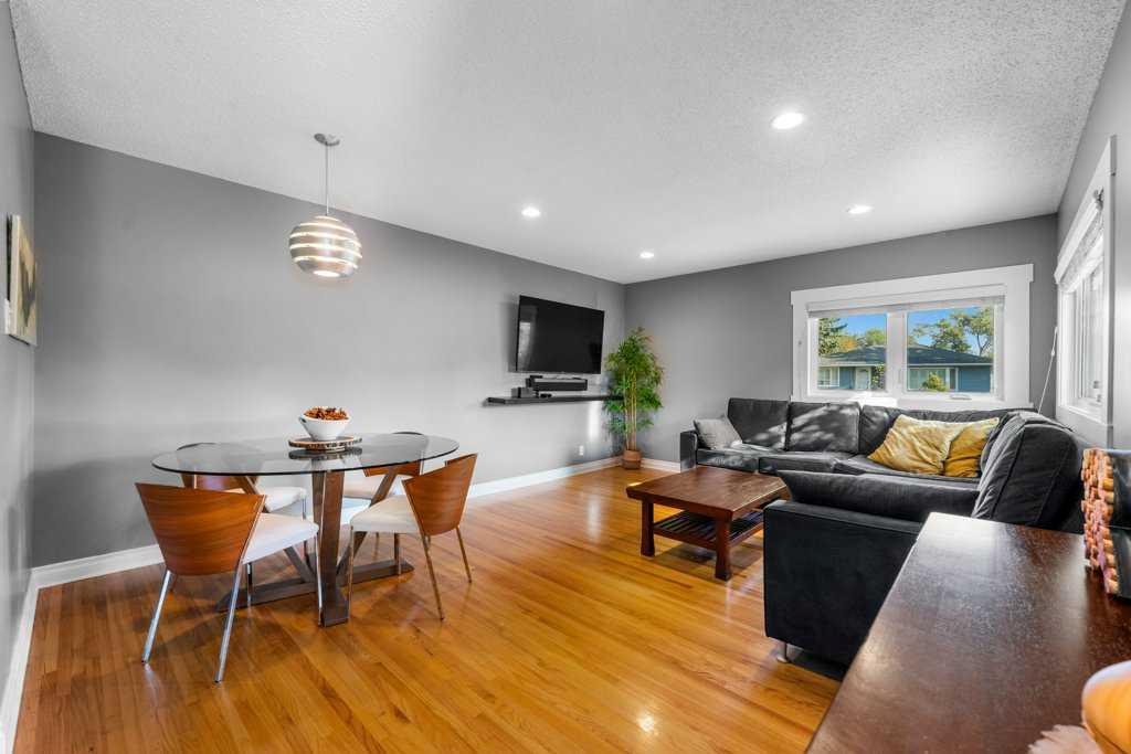 Picture for 1131 15 Avenue NE