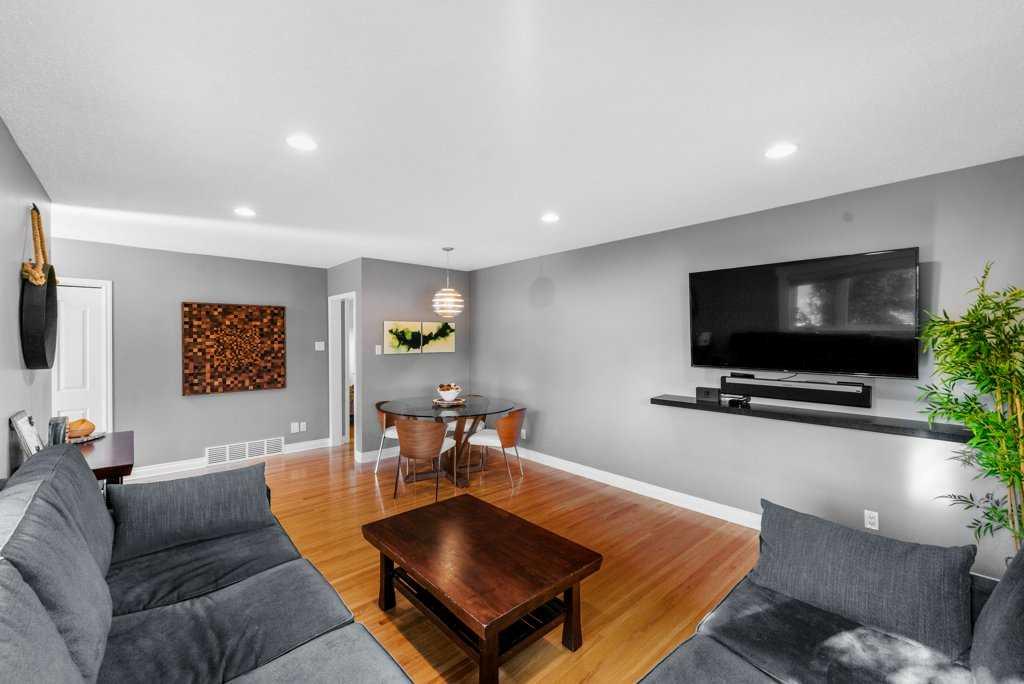 Picture for 1131 15 Avenue NE