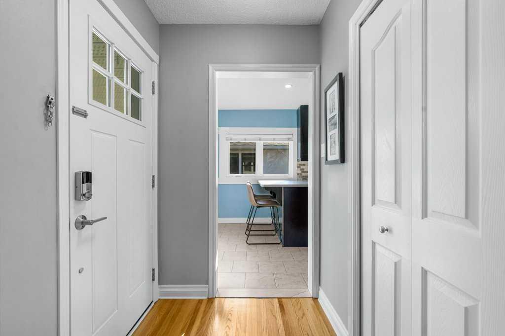 Picture for 1131 15 Avenue NE