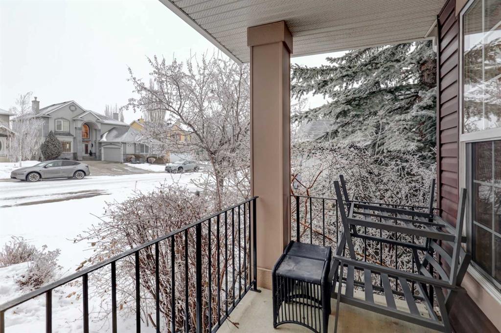 Picture for 89 Cougar Ridge View SW