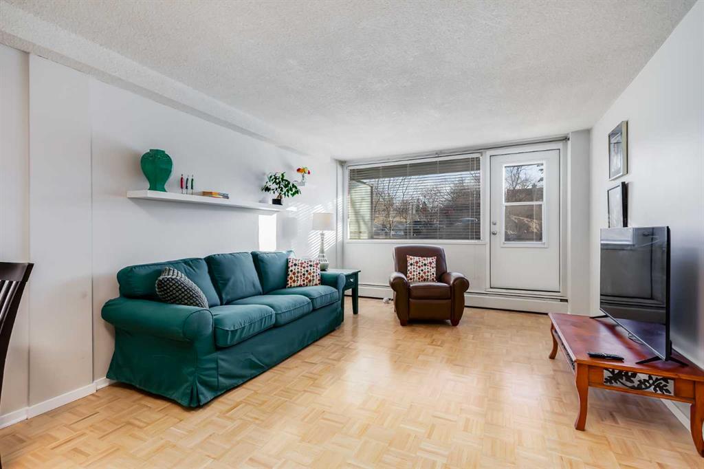 Picture for 126, 1616 8th Avenue NW