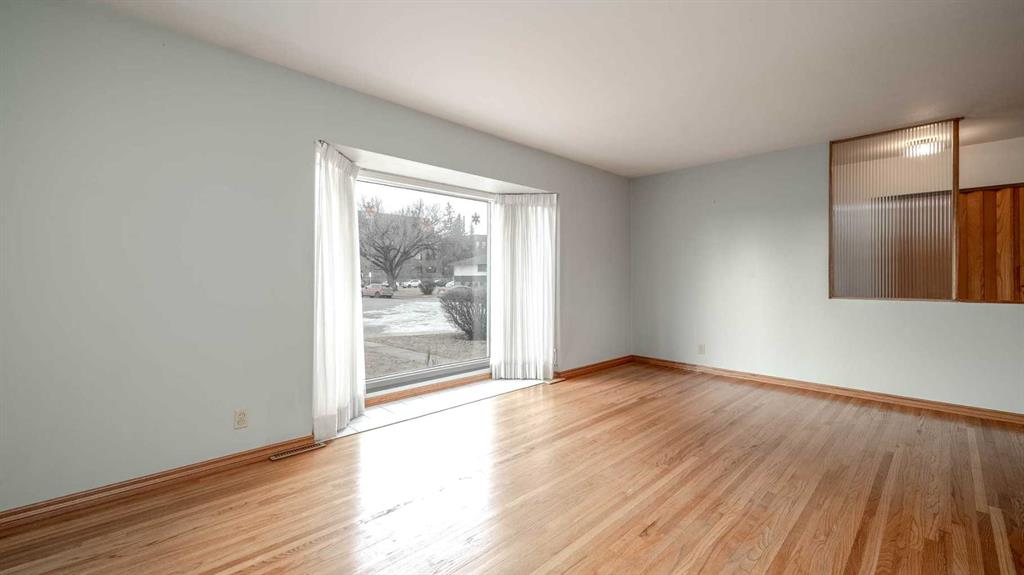 Picture for 10 Marlowe Place NE