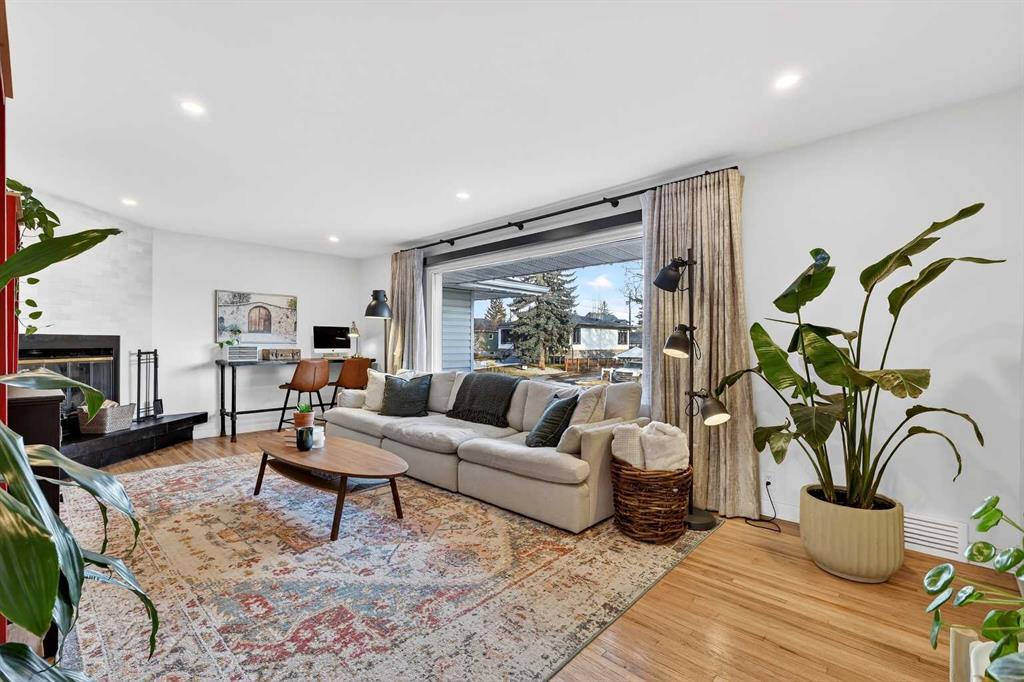 Picture for 3231 25 Street SW