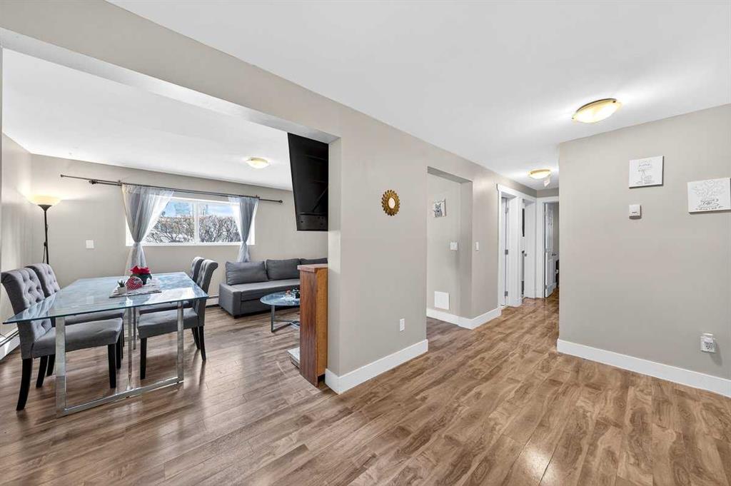 Picture for 11, 2117 16 Street SW