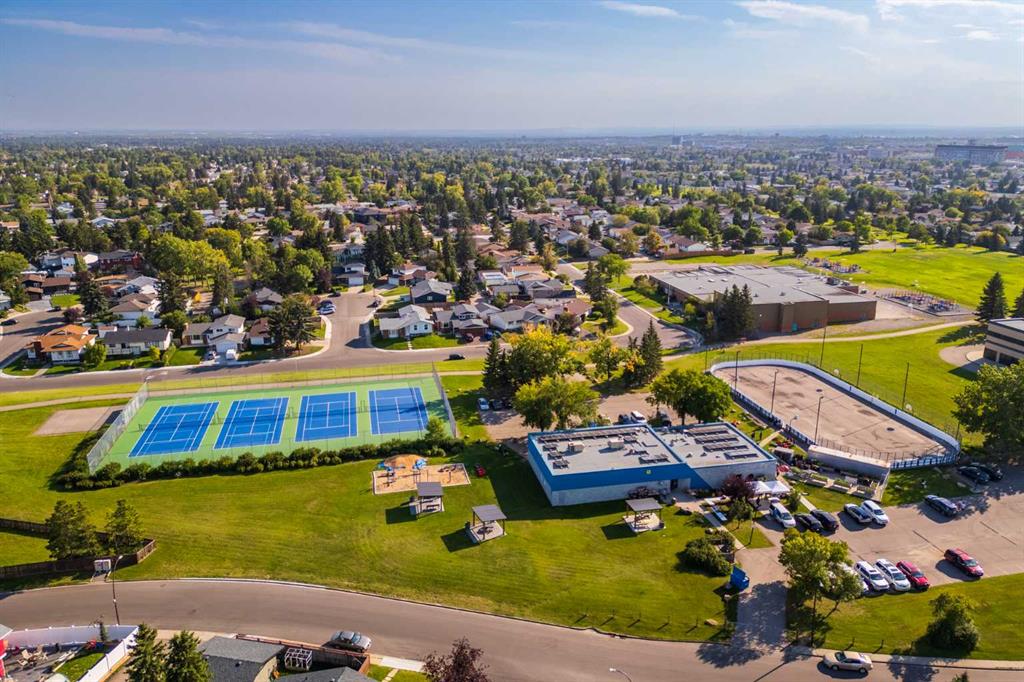 Picture for 23 Whitlock Close NE