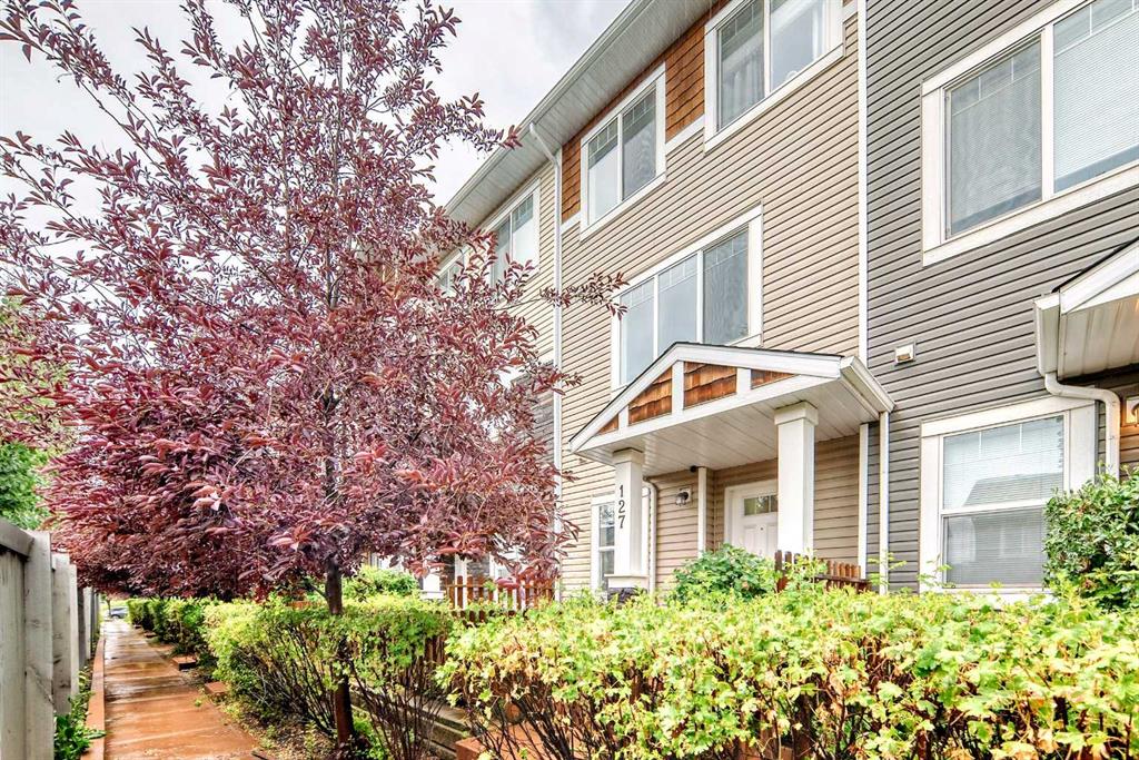 Picture for 127, 2802 Kings Heights Gate SE