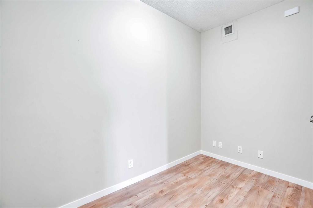 Picture for 2319, 333 Taravista Drive NE